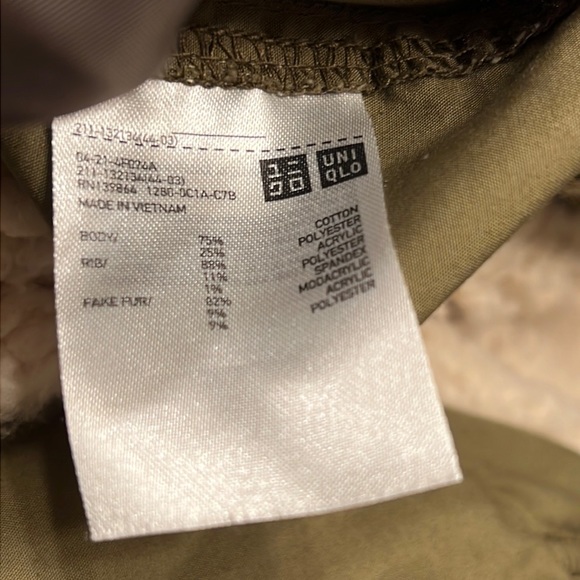 Uniqlo Bomber Jacket - Picture 4 of 4